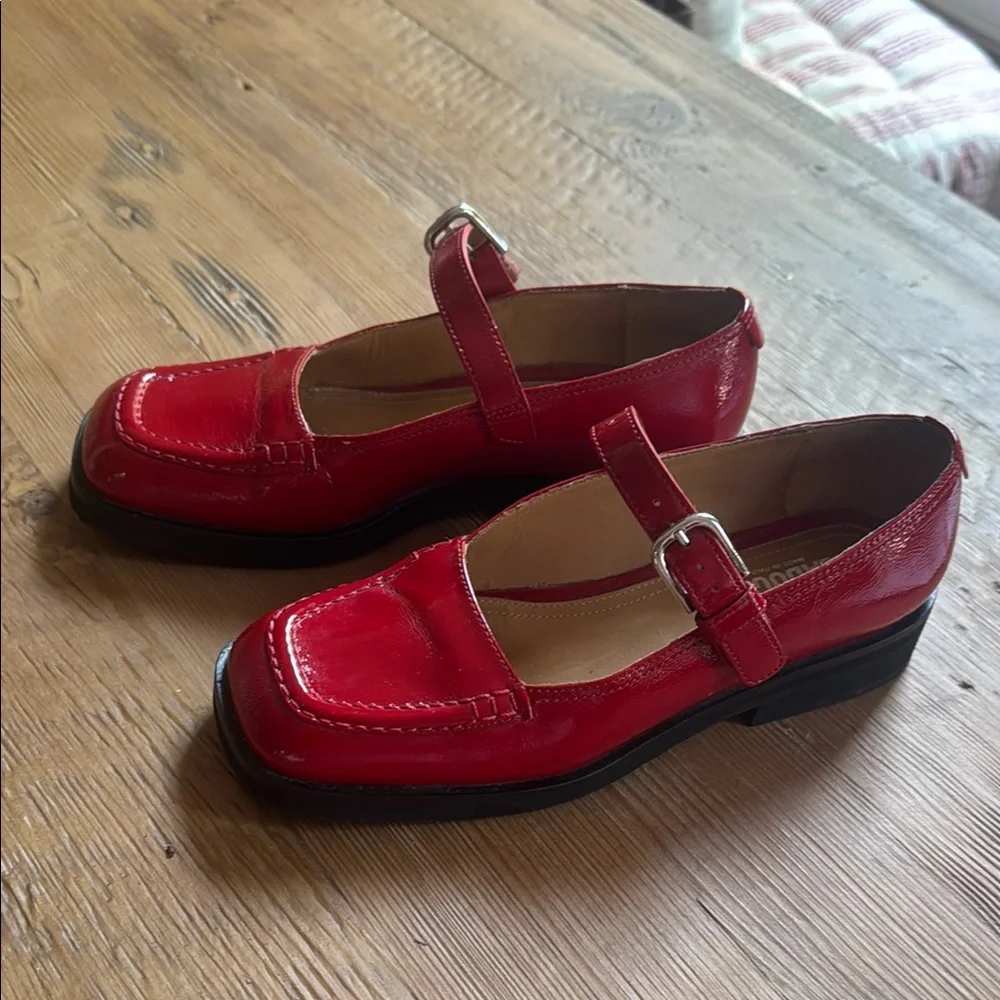 LABUCQ Norman Mary Jane Red Patent Shoes - Picture 4 of 9
